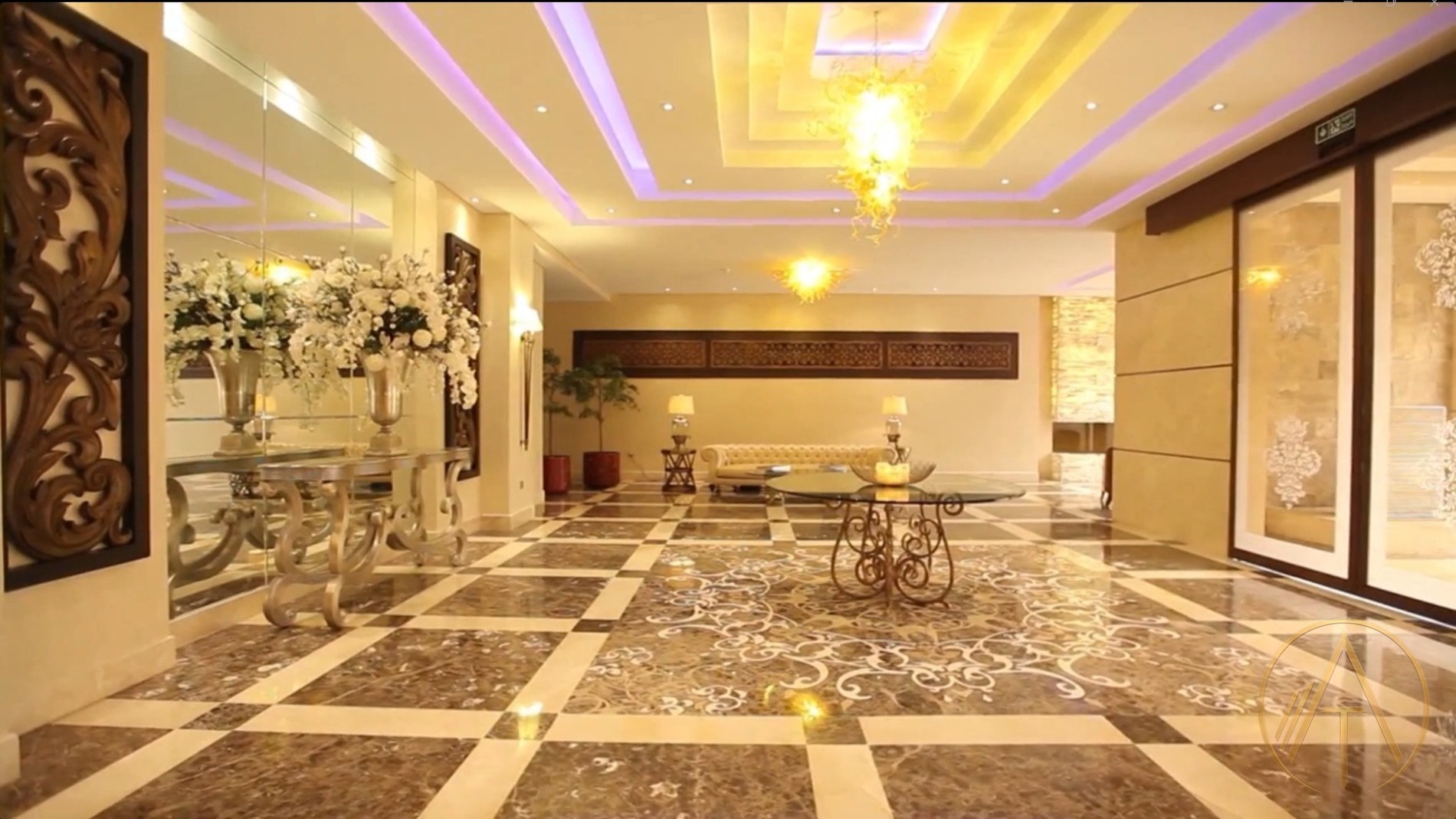 SLM Residential - Lobby